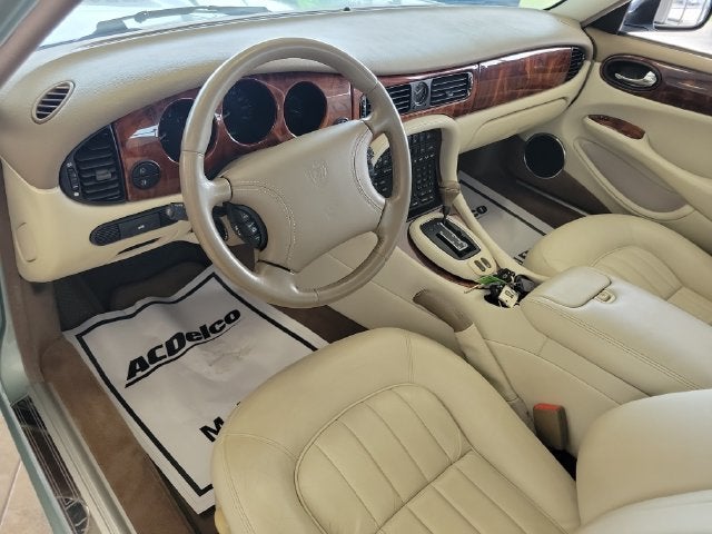 2000 Jaguar XJ NA