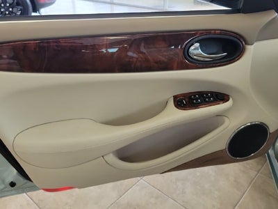 2000 Jaguar XJ NA
