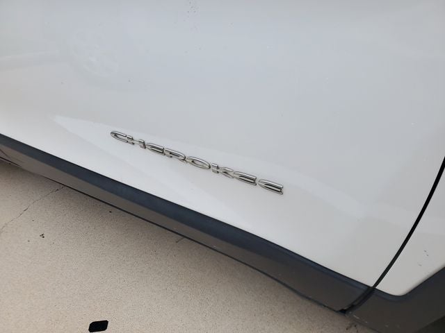 2019 Jeep Cherokee Latitude Plus FWD