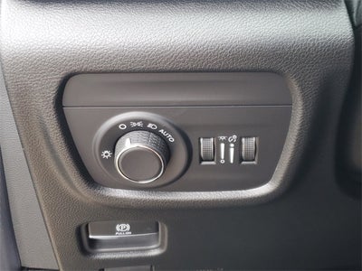 2025 Jeep Grand Cherokee GRAND CHEROKEE LAREDO 4X2