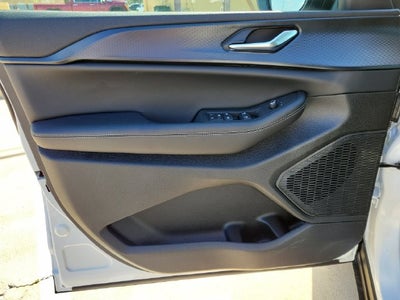 2027 Jeep Grand Cherokee GRAND CHEROKEE LAREDO 4X2