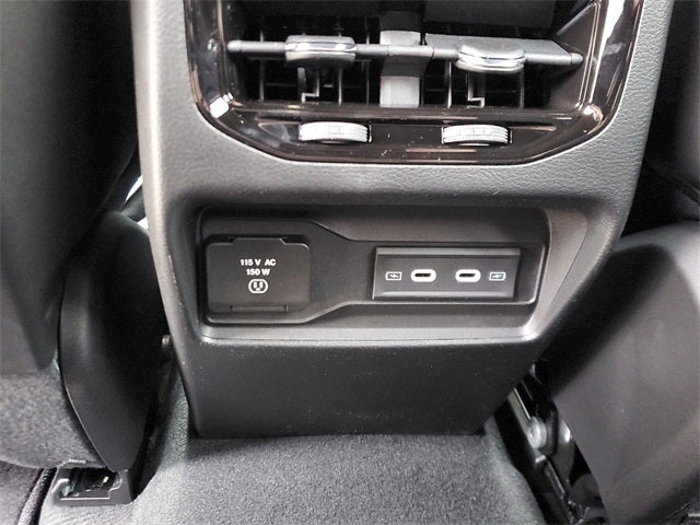 2026 Jeep Grand Cherokee GRAND CHEROKEE ALTITUDE 4X2