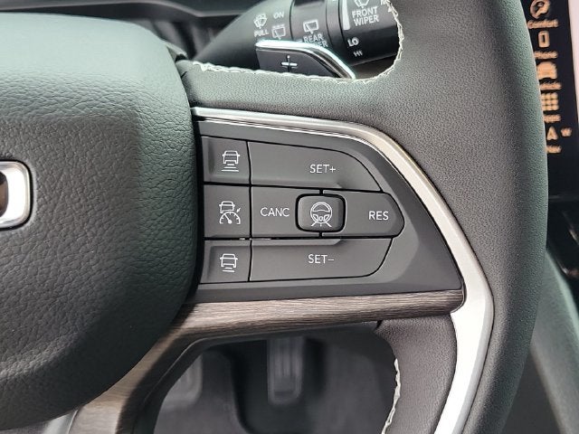 2027 Jeep Grand Cherokee Altitude