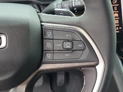 2027 Jeep Grand Cherokee Altitude