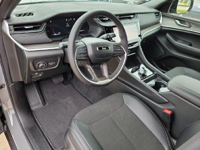 2027 Jeep Grand Cherokee Altitude