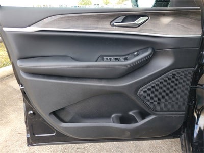 2026 Jeep Grand Cherokee GRAND CHEROKEE LAREDO ALTITUDE 4X2