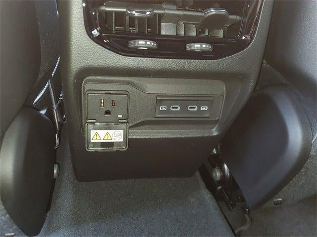 2026 Jeep Grand Cherokee GRAND CHEROKEE LAREDO ALTITUDE 4X2