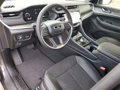 2026 Jeep Grand Cherokee GRAND CHEROKEE LAREDO ALTITUDE 4X2