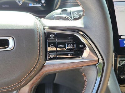 2025 Jeep Grand Cherokee Summit 4x4