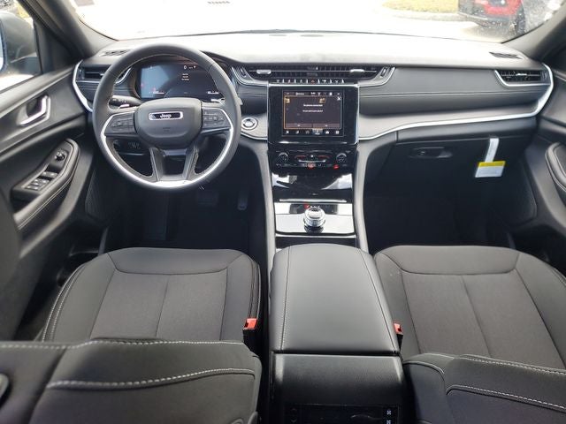 2026 Jeep Grand Cherokee GRAND CHEROKEE L LAREDO 4X2