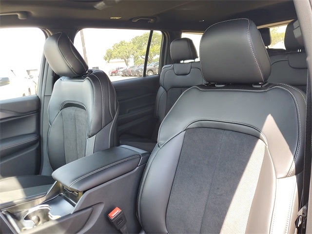 2025 Jeep Grand Cherokee GRAND CHEROKEE L ALTITUDE X 4X2