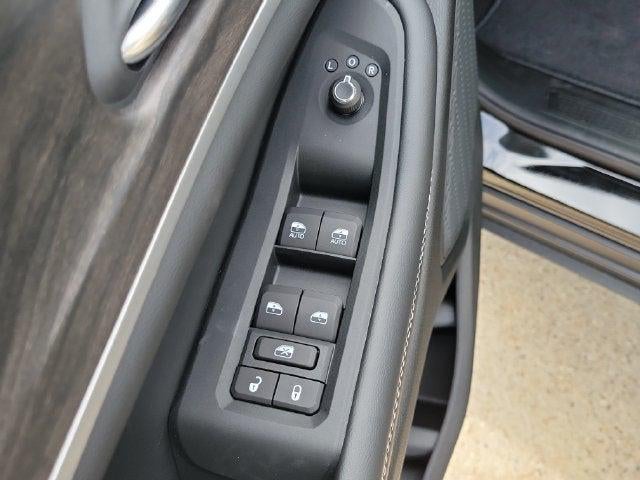 2027 Jeep Grand Cherokee GRAND CHEROKEE L LAREDO ALTITUDE 4X2
