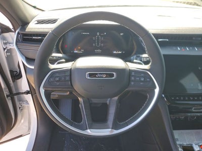 2026 Jeep Grand Cherokee GRAND CHEROKEE L LAREDO ALTITUDE 4X2
