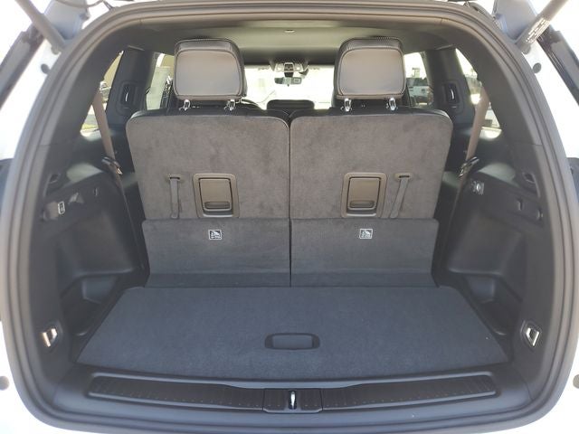 2026 Jeep Grand Cherokee GRAND CHEROKEE L LAREDO ALTITUDE 4X2