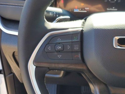 2026 Jeep Grand Cherokee GRAND CHEROKEE L LAREDO ALTITUDE 4X2
