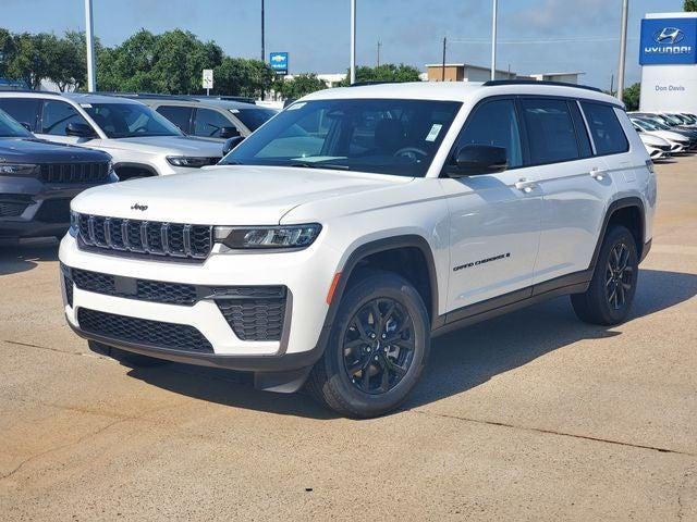 2026 Jeep Grand Cherokee GRAND CHEROKEE L LAREDO ALTITUDE 4X2