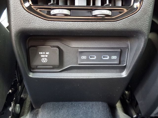 2026 Jeep Grand Cherokee GRAND CHEROKEE L LAREDO ALTITUDE 4X2