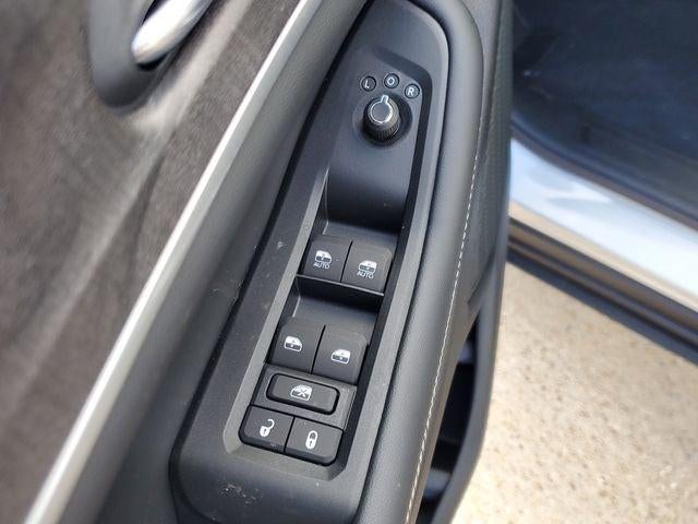 2026 Jeep Grand Cherokee GRAND CHEROKEE L LAREDO ALTITUDE 4X2