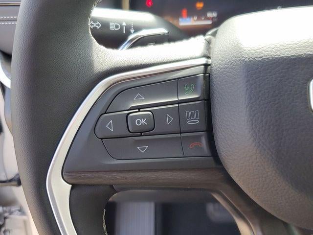 2026 Jeep Grand Cherokee GRAND CHEROKEE L LAREDO ALTITUDE 4X2