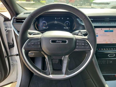 2026 Jeep Grand Cherokee GRAND CHEROKEE L LAREDO ALTITUDE 4X2