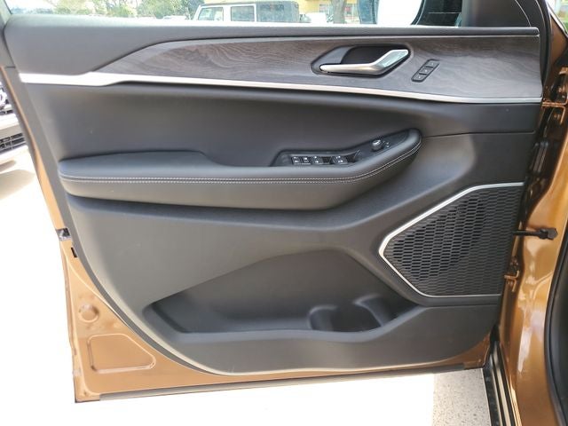 2026 Jeep Grand Cherokee GRAND CHEROKEE L LIMITED 4X2