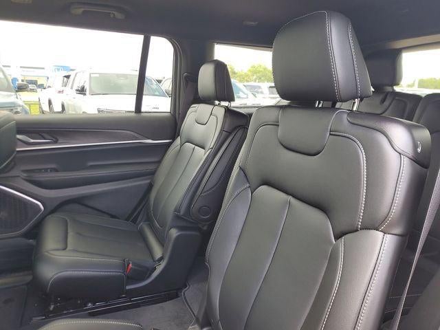 2026 Jeep Grand Cherokee GRAND CHEROKEE L LIMITED 4X2
