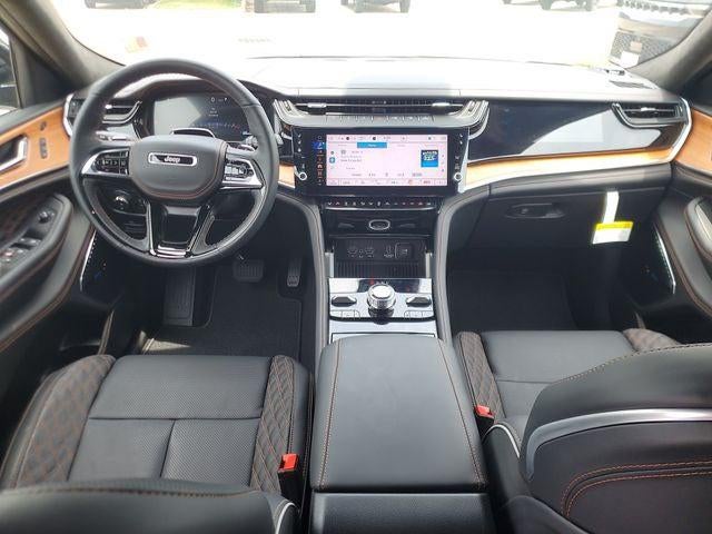 2026 Jeep Grand Cherokee GRAND CHEROKEE L SUMMIT 4X4