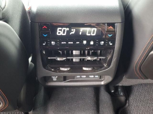 2026 Jeep Grand Cherokee GRAND CHEROKEE L SUMMIT 4X4