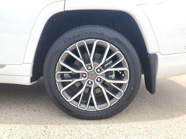 2026 Jeep Grand Cherokee GRAND CHEROKEE L SUMMIT 4X4