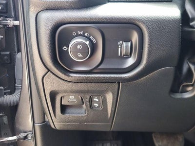 2025 RAM 1500 Lone Star Crew Cab 4x4 5'7' Box