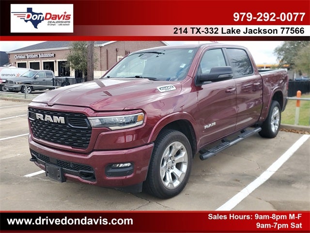 2025 RAM 1500 Lone Star Crew Cab 4x4 5'7' Box