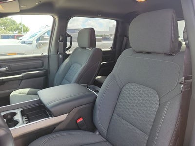 2026 RAM 1500 RAM 1500 EXPRESS CREW CAB 4X4 5'7' BOX