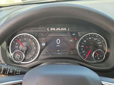 2026 RAM 1500 RAM 1500 EXPRESS CREW CAB 4X4 5'7' BOX