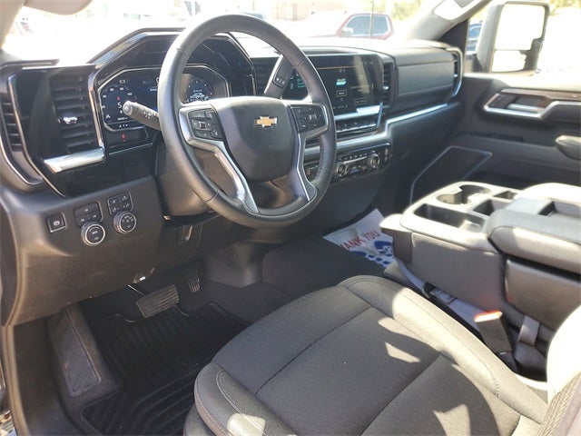 2025 Chevrolet Silverado 2500HD 4WD Crew Cab Standard Bed LT