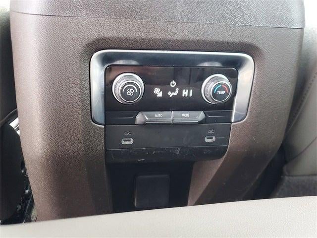 2022 Chevrolet Suburban 4WD Z71