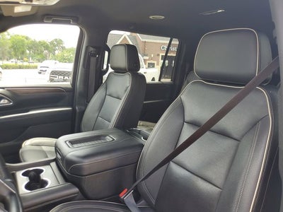 2023 Chevrolet Suburban 4WD Premier