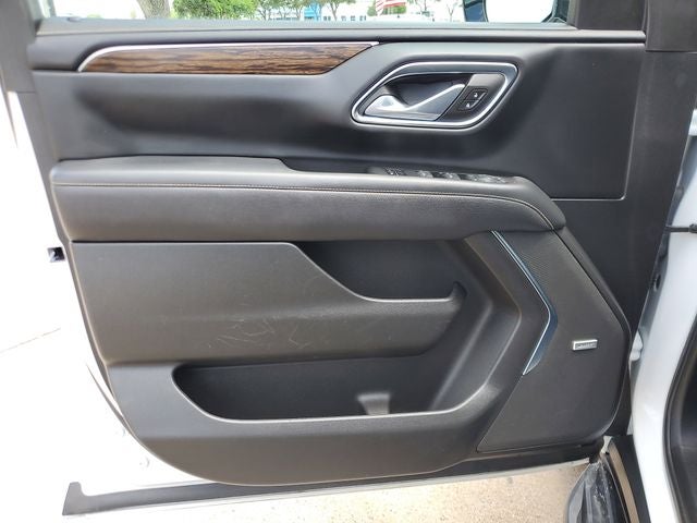 2023 Chevrolet Suburban 4WD Premier