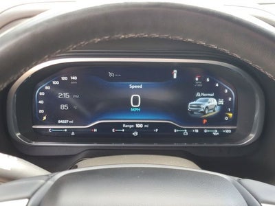 2023 Chevrolet Suburban 4WD Premier