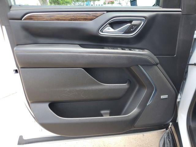 2023 Chevrolet Suburban 4WD Premier