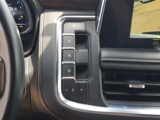 2023 Chevrolet Suburban 4WD Premier