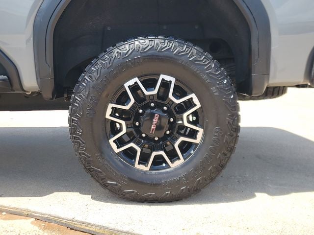 2024 GMC Sierra 2500HD 4WD Crew Cab Standard Bed AT4X