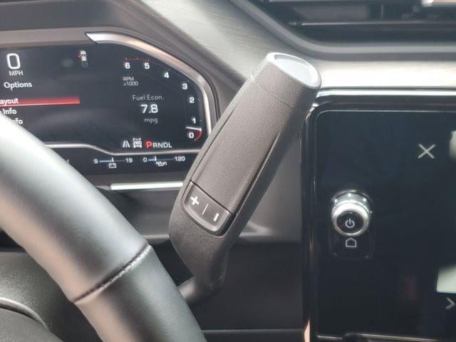 2025 GMC Sierra 2500HD 4WD Crew Cab Standard Bed AT4