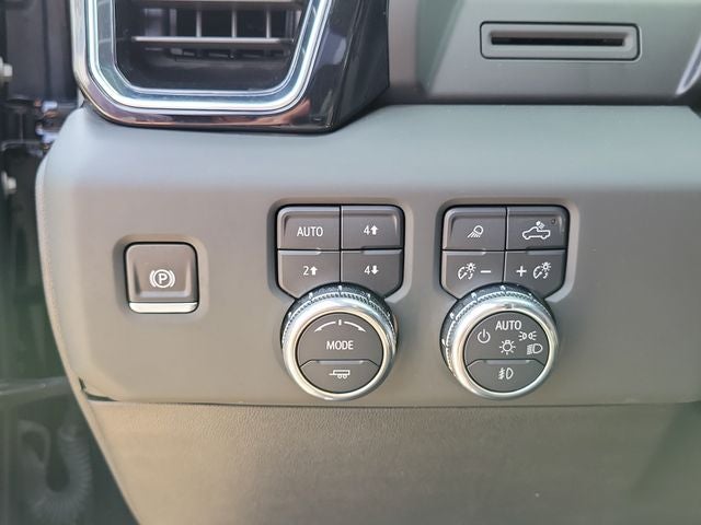 2025 GMC Sierra 1500 4WD Crew Cab Short Box Denali