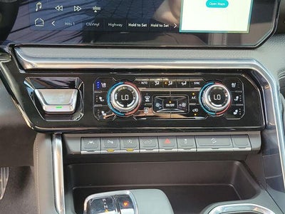 2025 GMC Sierra 1500 4WD Crew Cab Short Box Denali