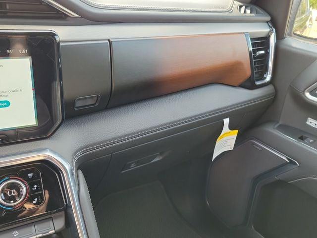 2025 GMC Sierra 1500 4WD Crew Cab Short Box Denali