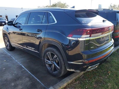 2024 Volkswagen Atlas Cross Sport 2.0T SEL R-Line
