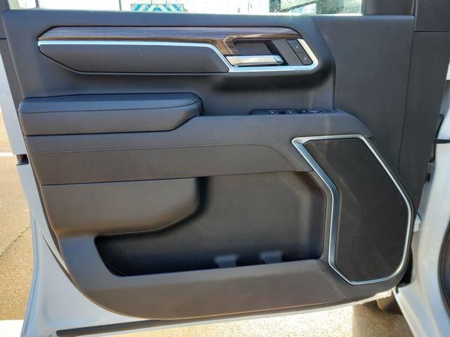2025 Chevrolet Silverado 2500HD 4WD Crew Cab Standard Bed LT