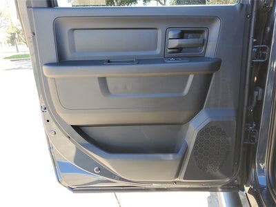 2026 RAM Ram 2500 RAM 2500 BLACK EXPRESS CREW CAB 4X4 6'4' BOX