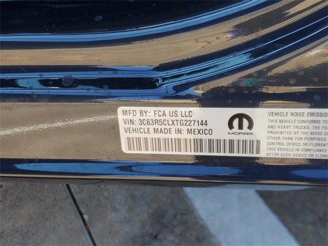 2026 RAM Ram 2500 RAM 2500 BLACK EXPRESS CREW CAB 4X4 6'4' BOX