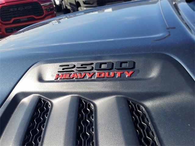 2026 RAM Ram 2500 RAM 2500 BLACK EXPRESS CREW CAB 4X4 6'4' BOX